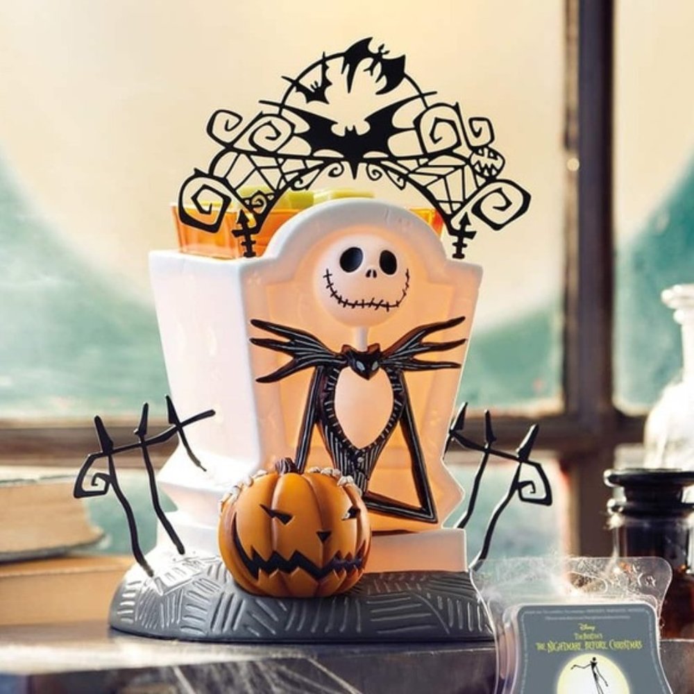 Scentsy nwt jack warmer in box